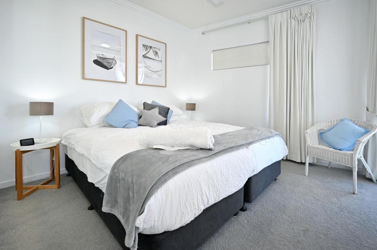 Pumicestone Blue Hotel Caloundra Kültér fotó